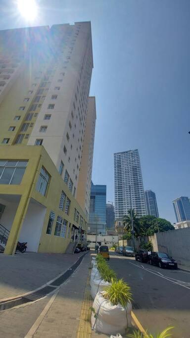 Jays Apartment - Colombo 02 At The Heart Of Convenience Luaran gambar